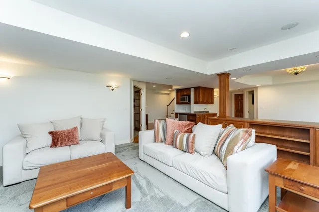 $1,100,000 | 75 River Bluff Place Northwest, Rochester, MN 55901