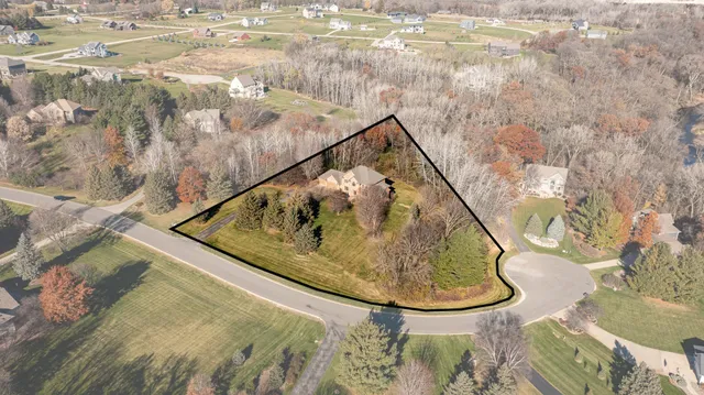 $1,100,000 | 75 River Bluff Place Northwest, Rochester, MN 55901