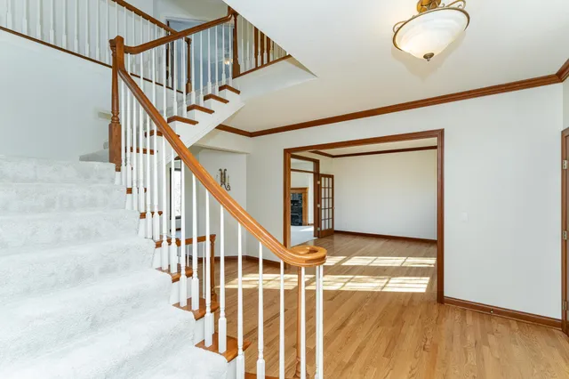 $1,100,000 | 75 River Bluff Place Northwest, Rochester, MN 55901