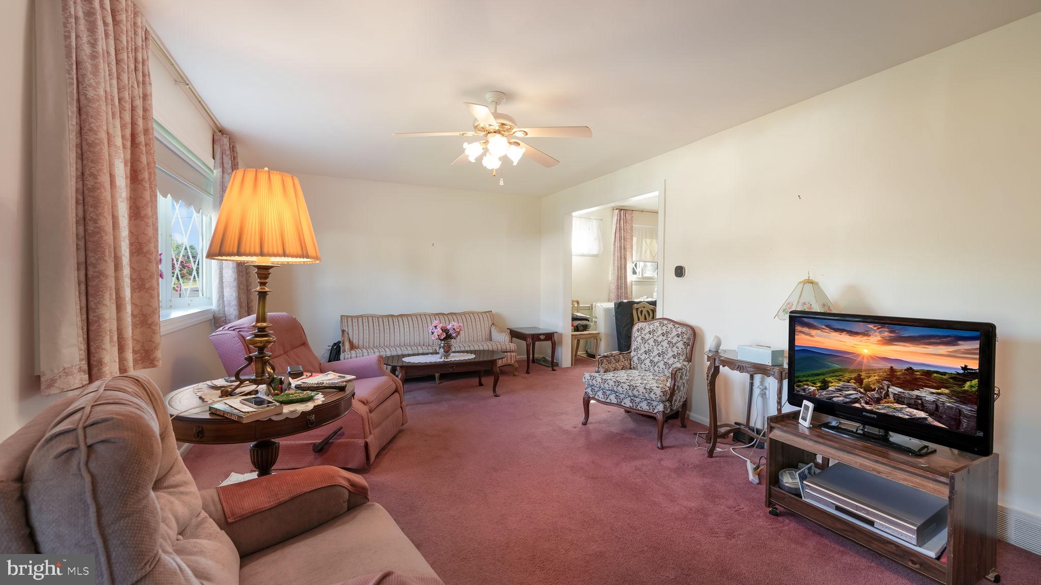 1075 Roberts Road Warminster, PA 18974 - Photo 7 of 25 Gallery Image 7