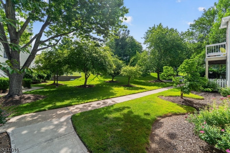 78 Mayfield Road Bedminster, NJ 07921 - Photo 19 of 21
