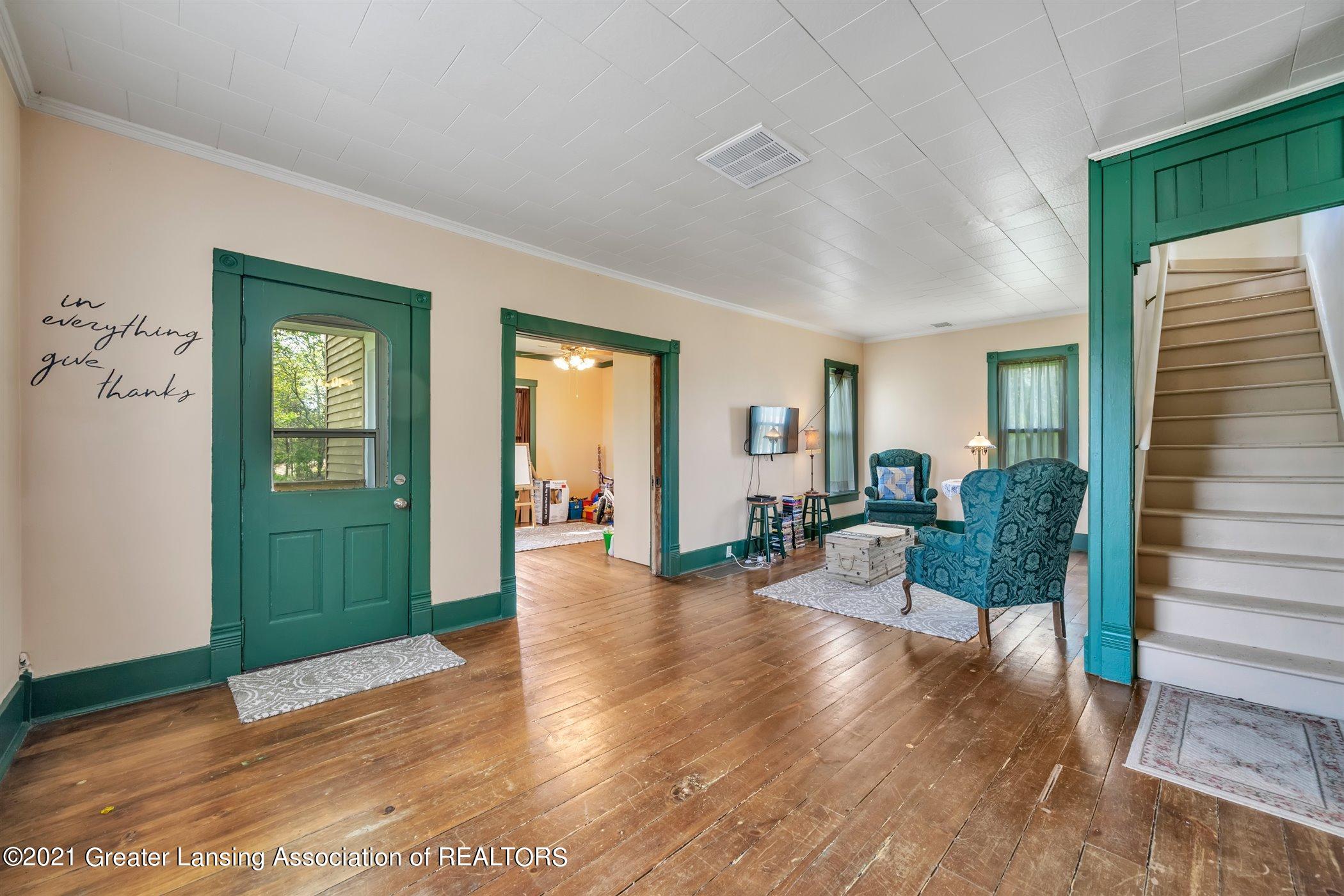 10841 Colby Lake Road Perry, MI 48872 - Photo 7 of 56 07-10841 Colby Lake Rd-Windowstill-Real-