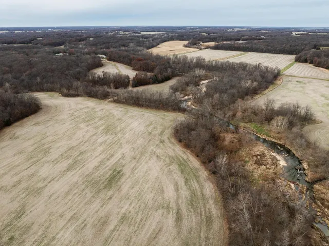 $899,900 | 1762 Ssr-w, Shelbyville, MO 63469