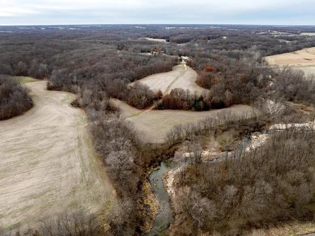 $899,900 | 1762 Ssr-w, Shelbyville, MO 63469