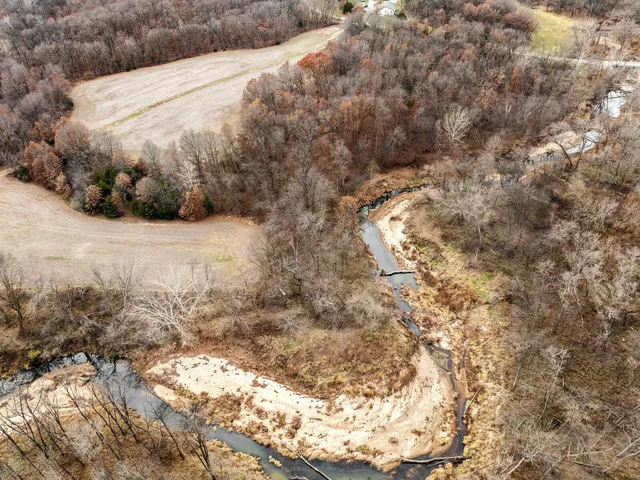 $899,900 | 1762 Ssr-w, Shelbyville, MO 63469