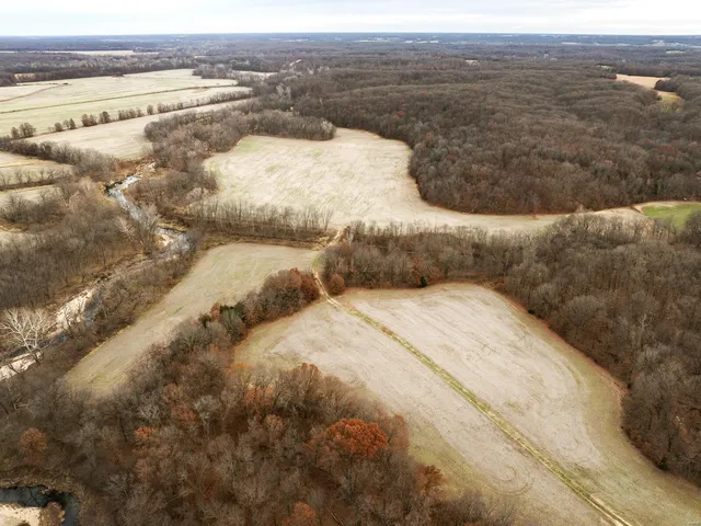 $899,900 | 1762 Ssr-w, Shelbyville, MO 63469