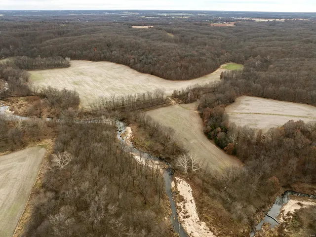 $899,900 | 1762 Ssr-w, Shelbyville, MO 63469