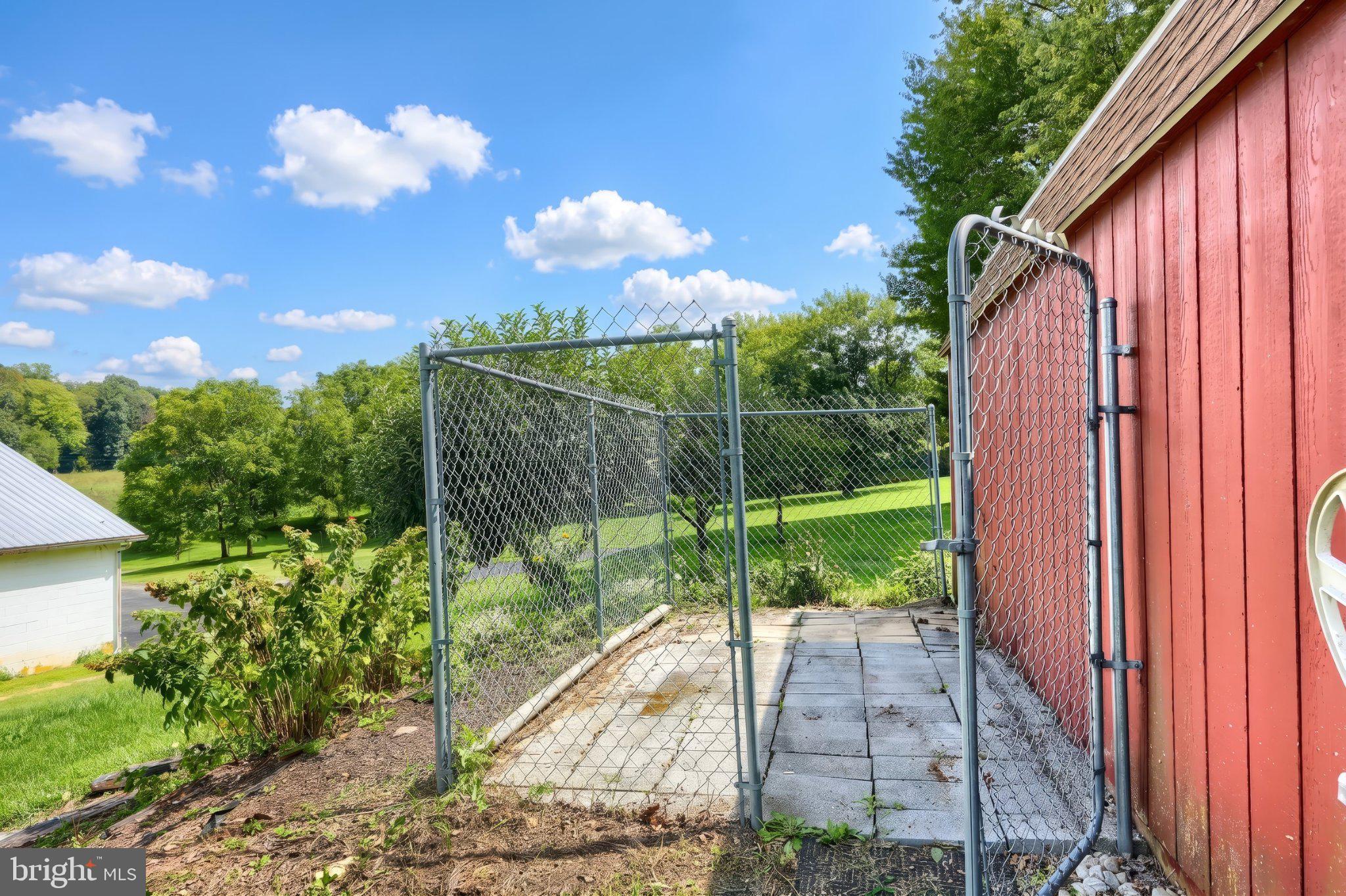 7213 Yellow Church Road Seven Valleys, PA 17360 - Photo 10 of 38 Gallery Image 10