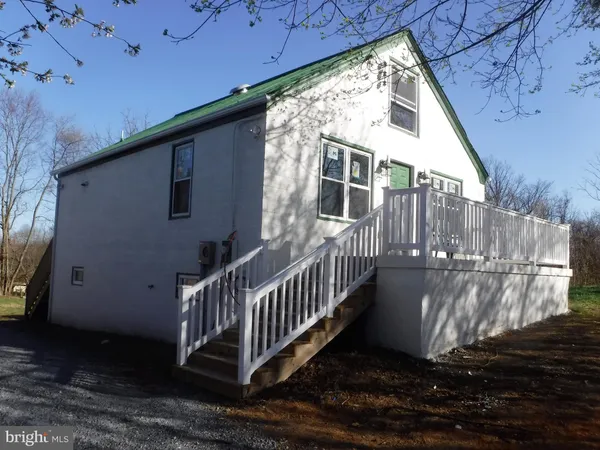 $1,695 | 756 Wiltshire Road, Kearneysville, WV 25430