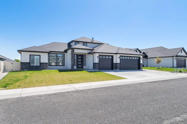 $748,000 | 3360 4028 North, Twin Falls, ID 83301