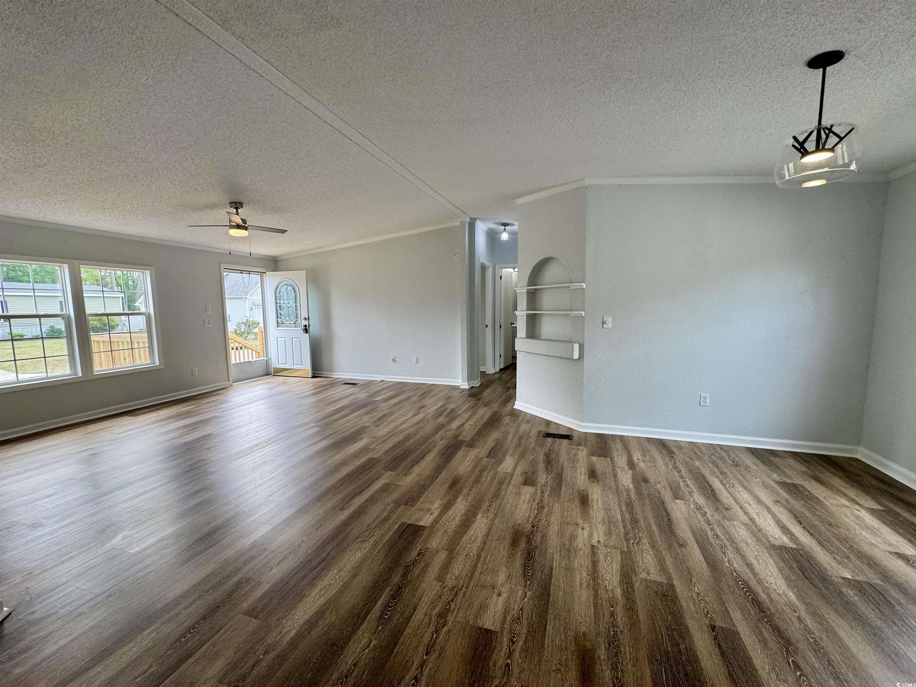 460 Oak Avenue Murrells Inlet, SC 29576 - Photo 14 of 35 Gallery Image 14
