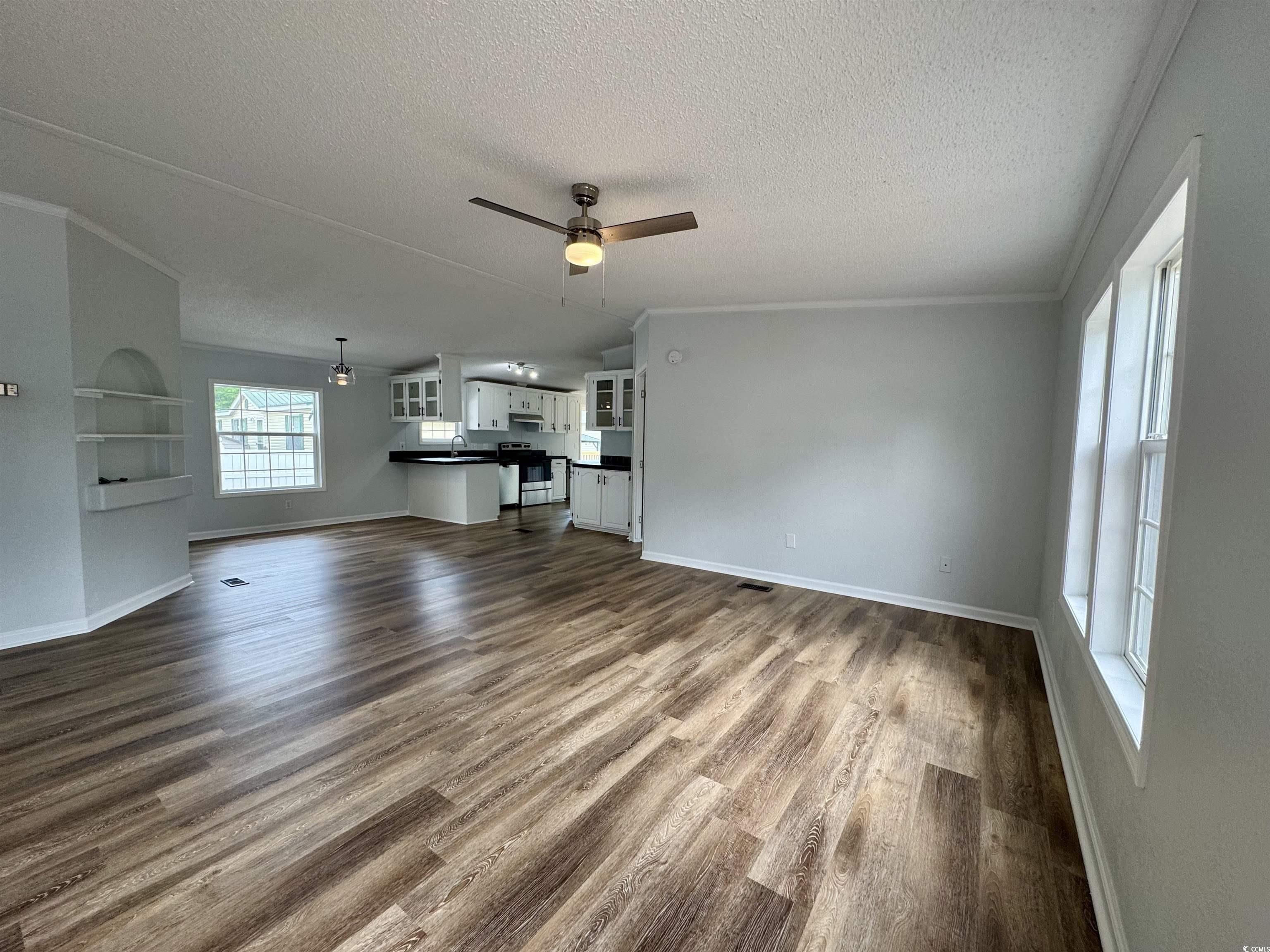 460 Oak Avenue Murrells Inlet, SC 29576 - Photo 5 of 35 Gallery Image 5