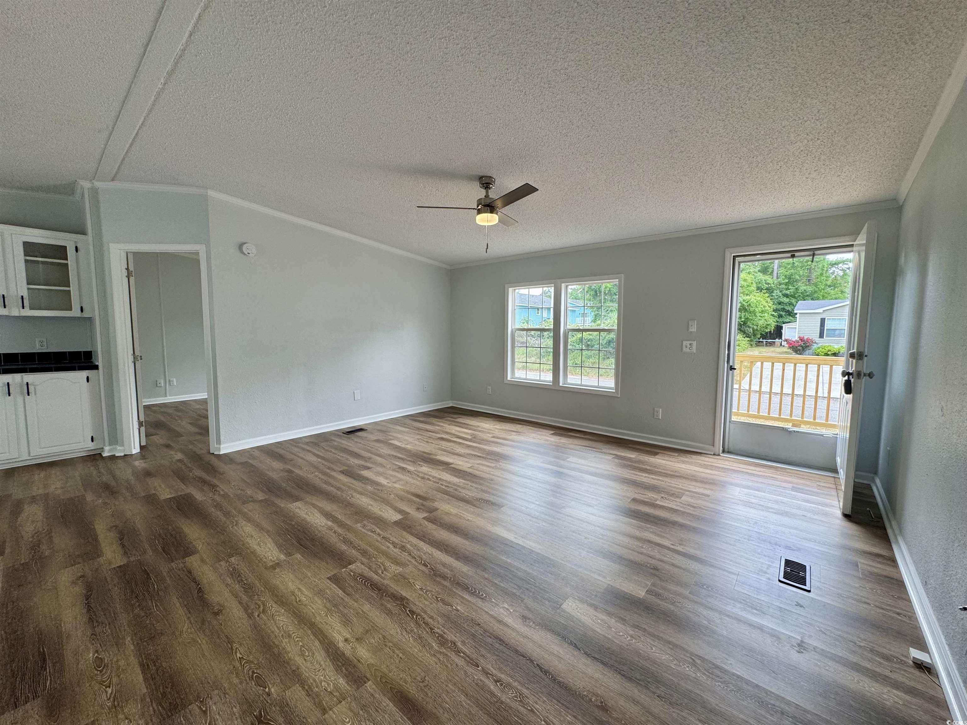 460 Oak Avenue Murrells Inlet, SC 29576 - Photo 6 of 35 Gallery Image 6