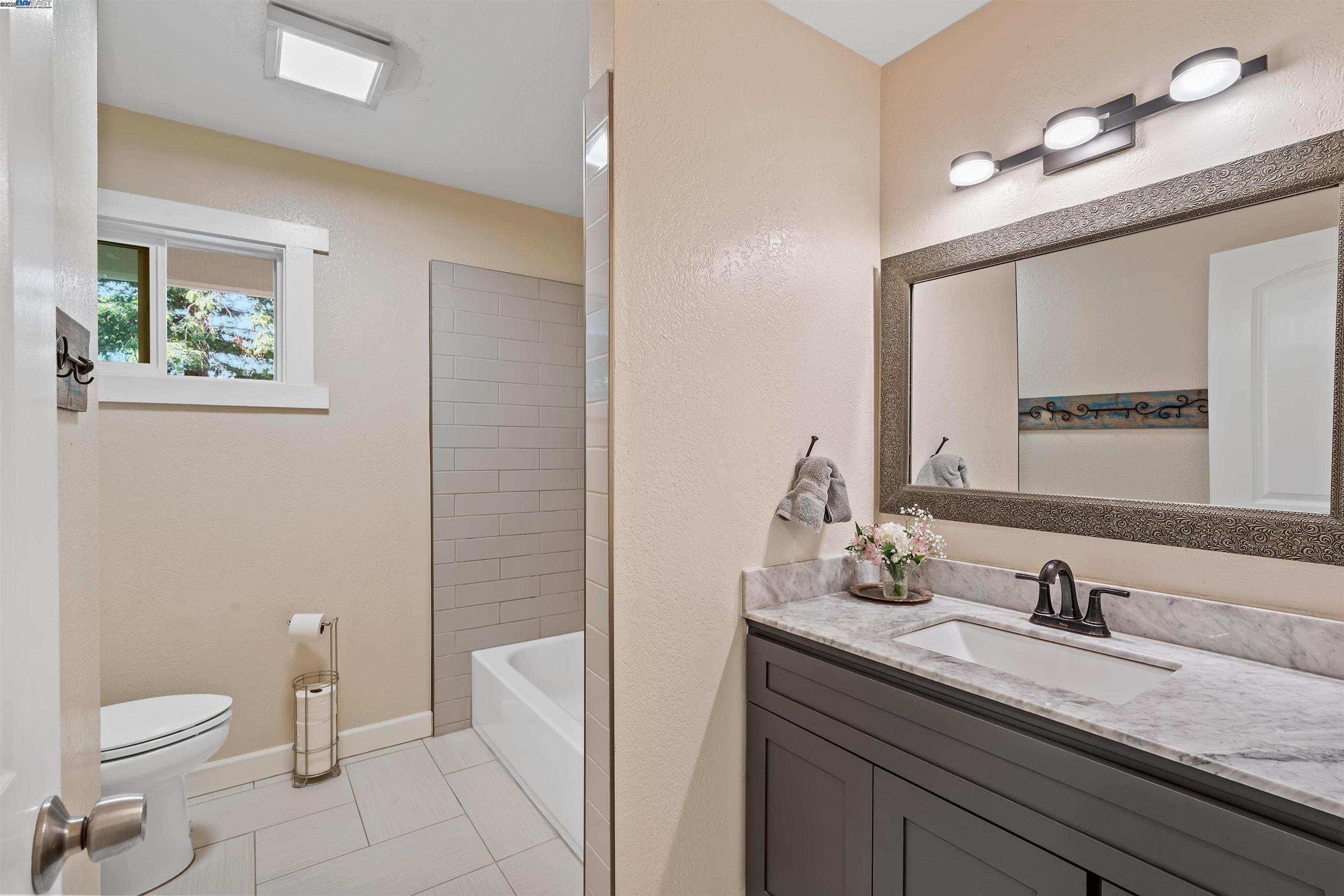 2103 Peachland Avenue Sebastopol, CA 95472 - Photo 12 of 30