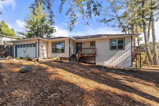 $1,199,500 | 2103 Peachland Avenue, Sebastopol, CA 95472