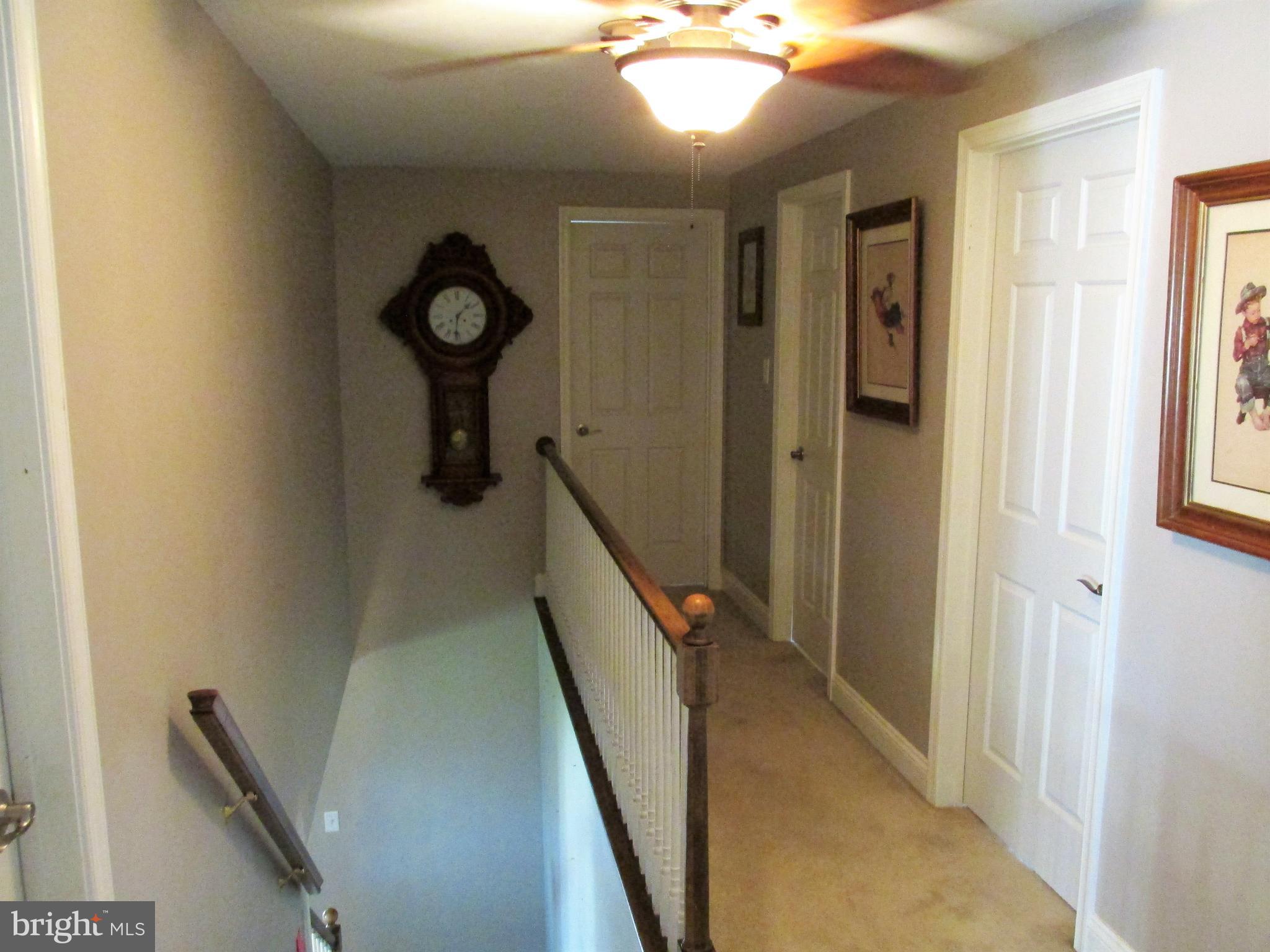400 Arrowhead Trail Reading, PA 19608 - Photo 24 of 28 Upstairs Hallway