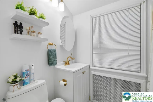 $359,900 | 1950 Oxford Drive, Allentown, PA 18103