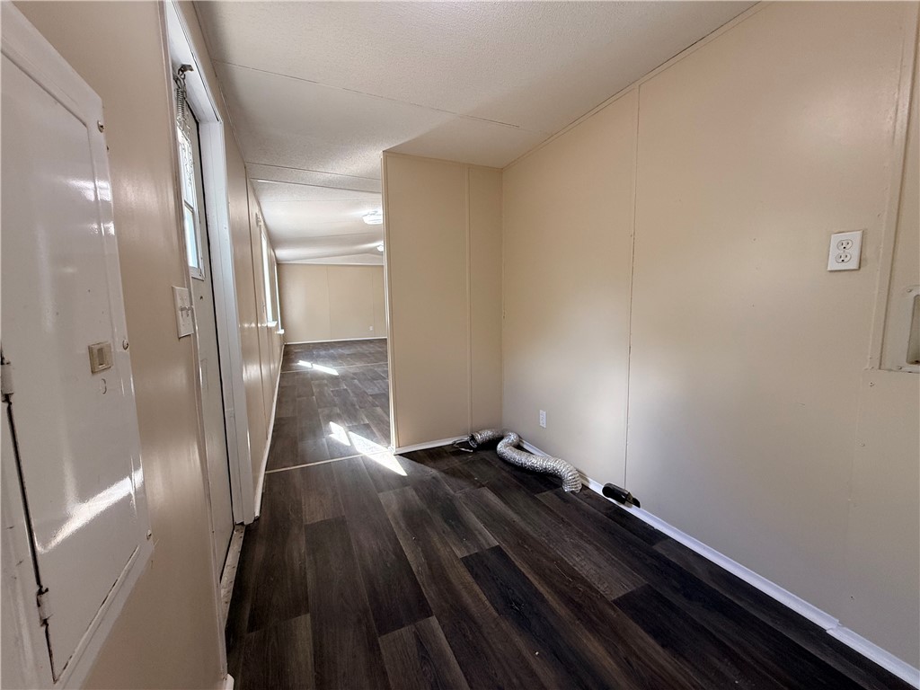 1814 Killingsworth Road Jesup, GA 31545 - Photo 13 of 20