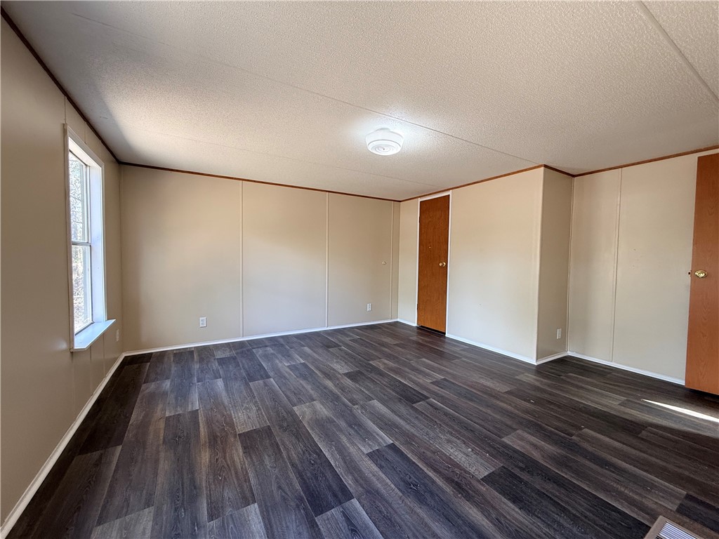 1814 Killingsworth Road Jesup, GA 31545 - Photo 15 of 20