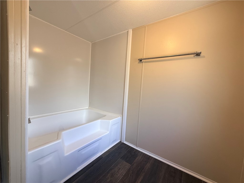 1814 Killingsworth Road Jesup, GA 31545 - Photo 16 of 20