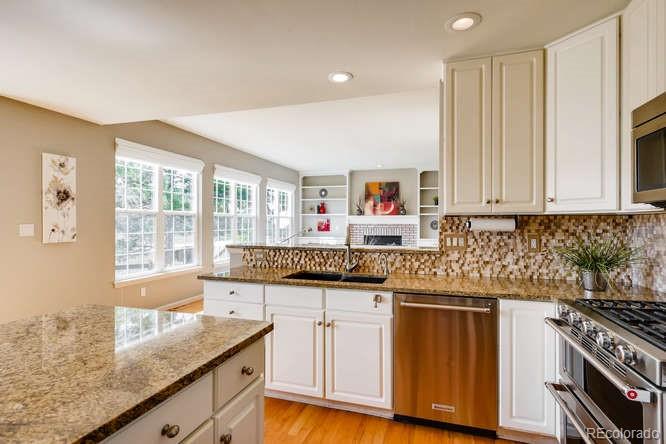 8600 South Forrest Drive Highlands Ranch, CO 80126 - Photo 11 of 33
