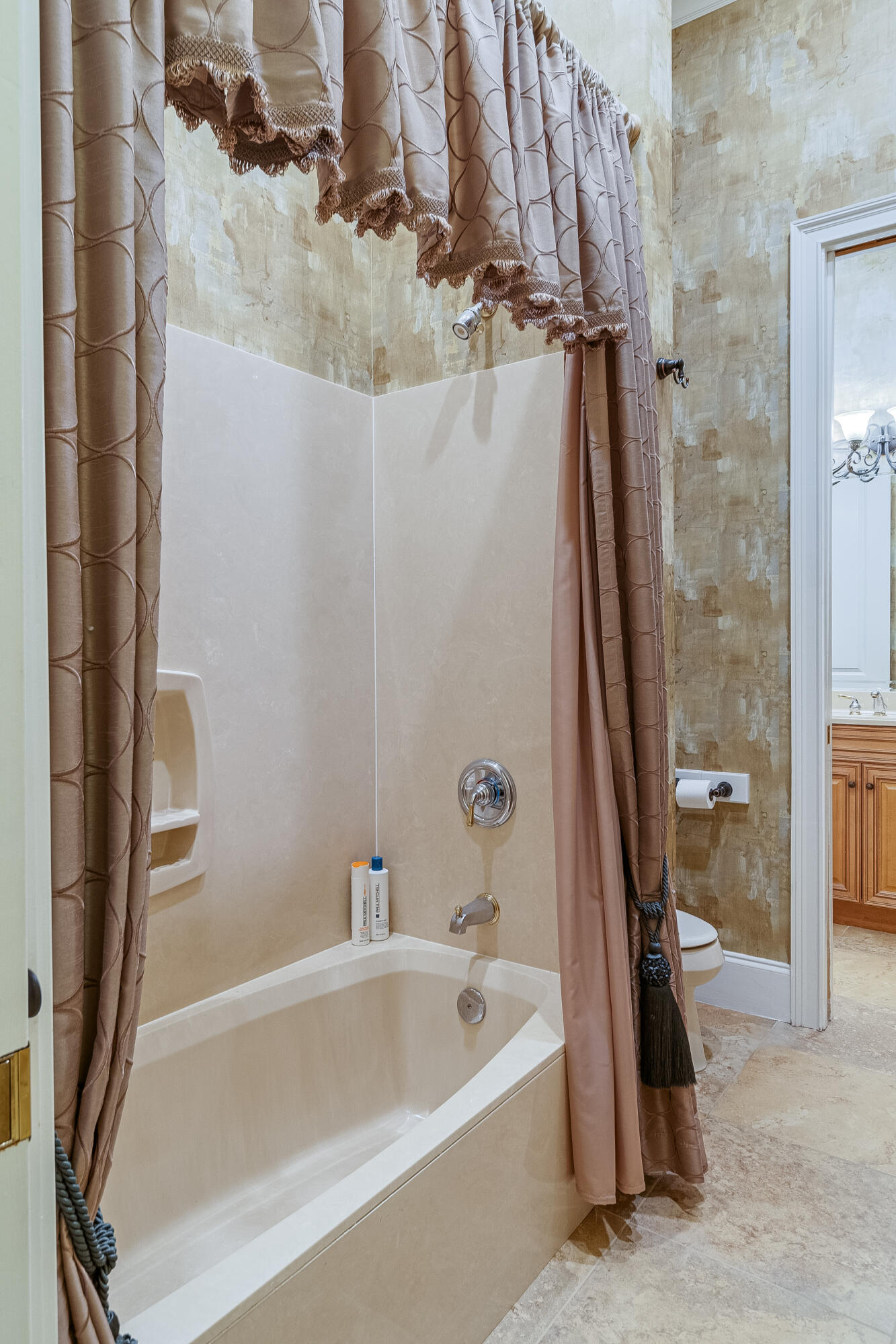 473 Captains Circle Destin, FL 32541 - Photo 59 of 64 a bathroom with a tub a sink and a shower