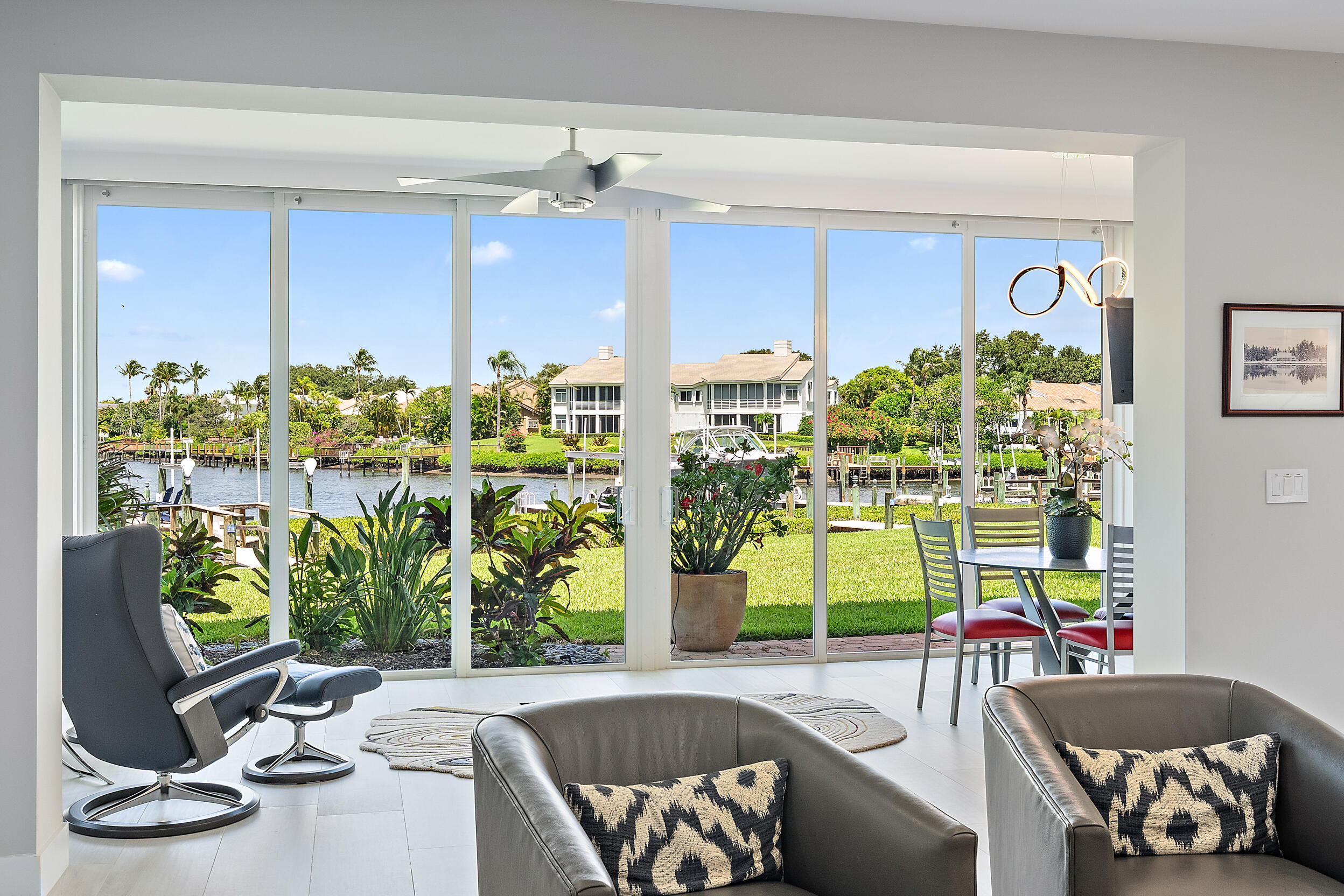 301 Captains Way Jupiter, FL 33477 - Photo 23 of 46 Extended Living Area