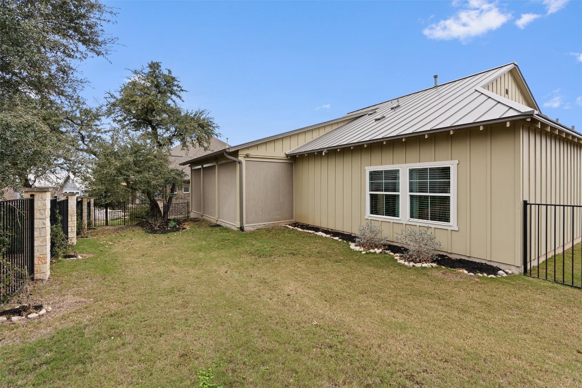 313 Racing Oak Loop San Marcos, TX 78666 - Photo 35 of 39