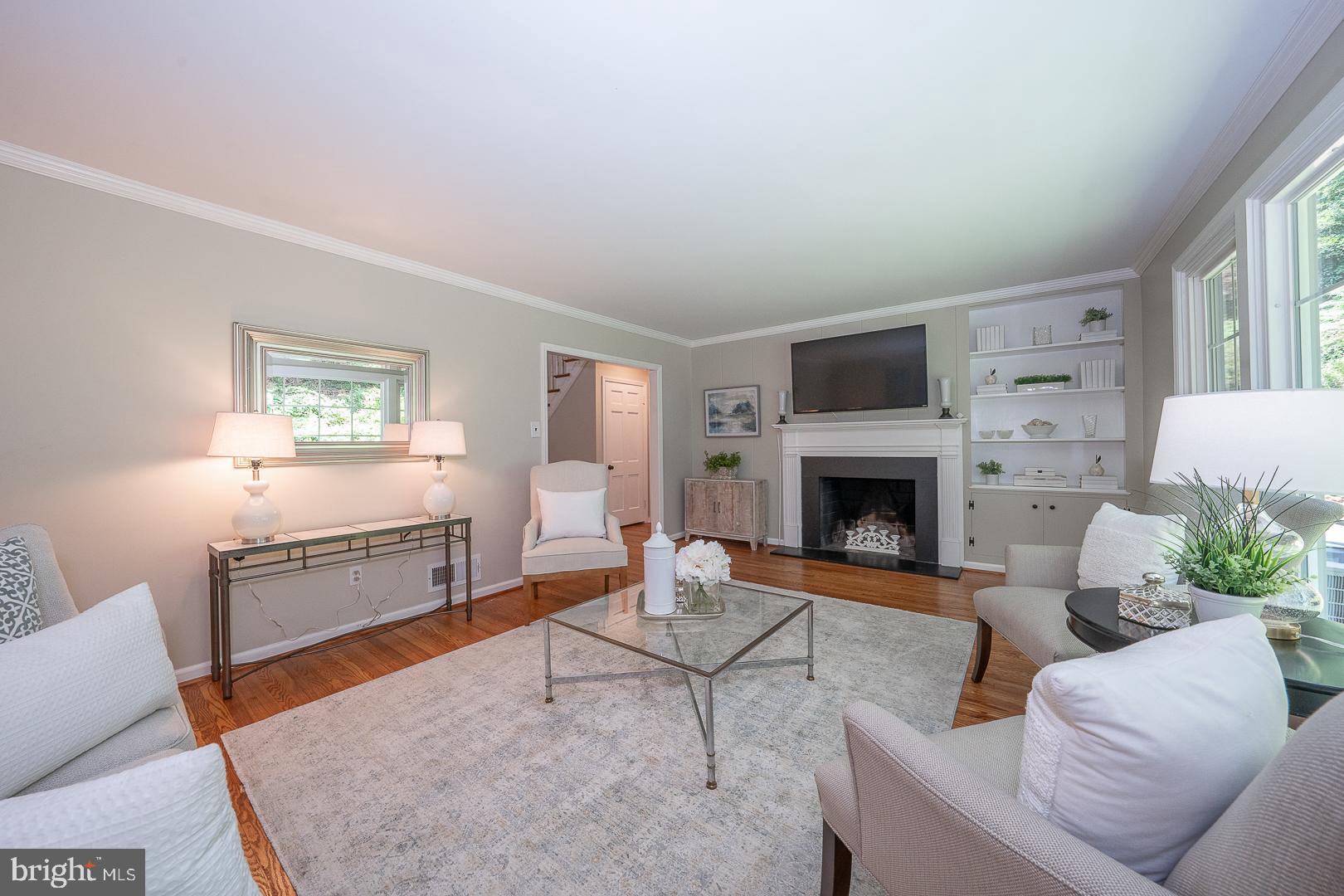 746 Mancill Road Wayne, PA 19087 - Photo 17 of 46 Living room