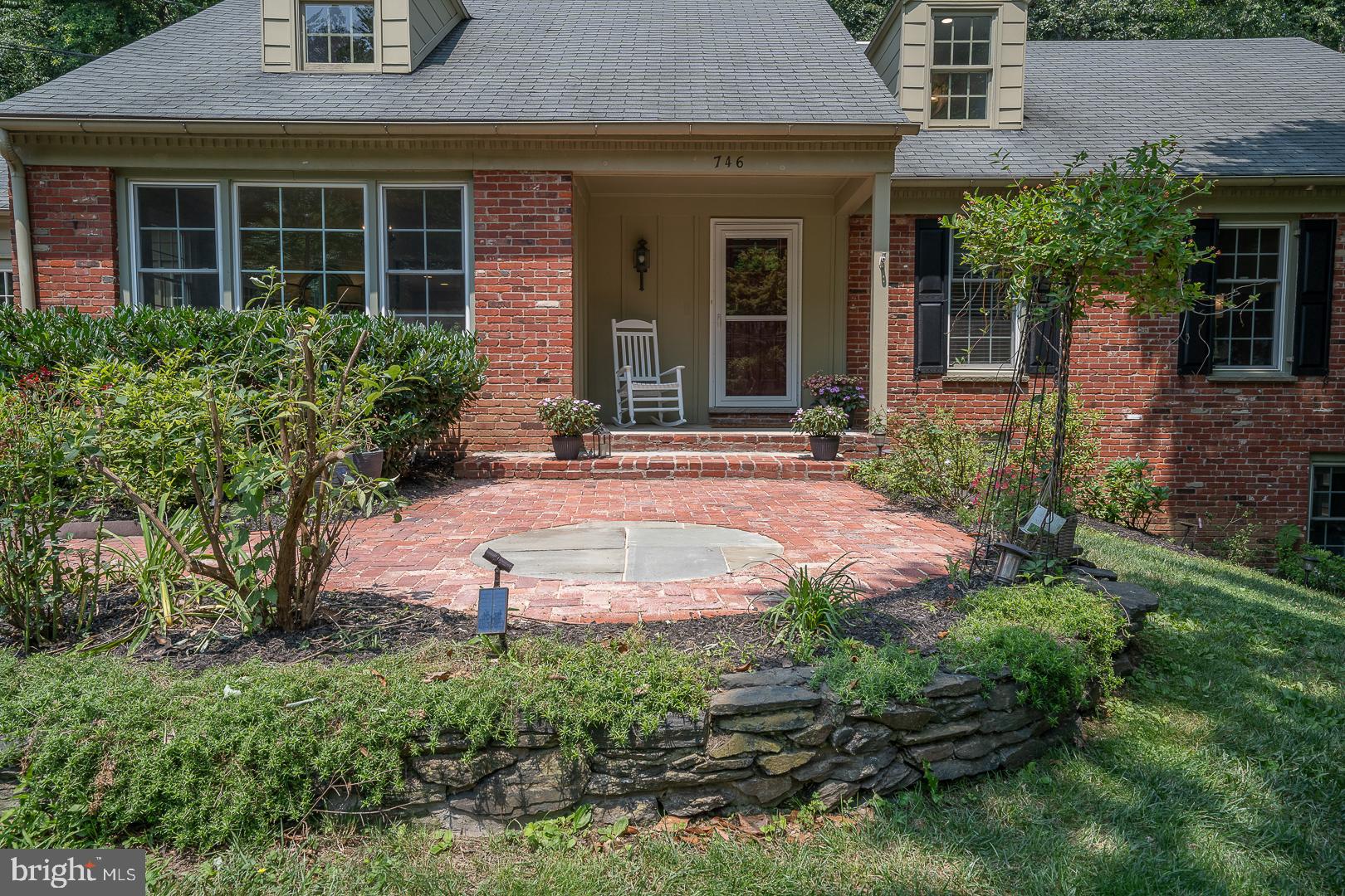 746 Mancill Road Wayne, PA 19087 - Photo 4 of 46