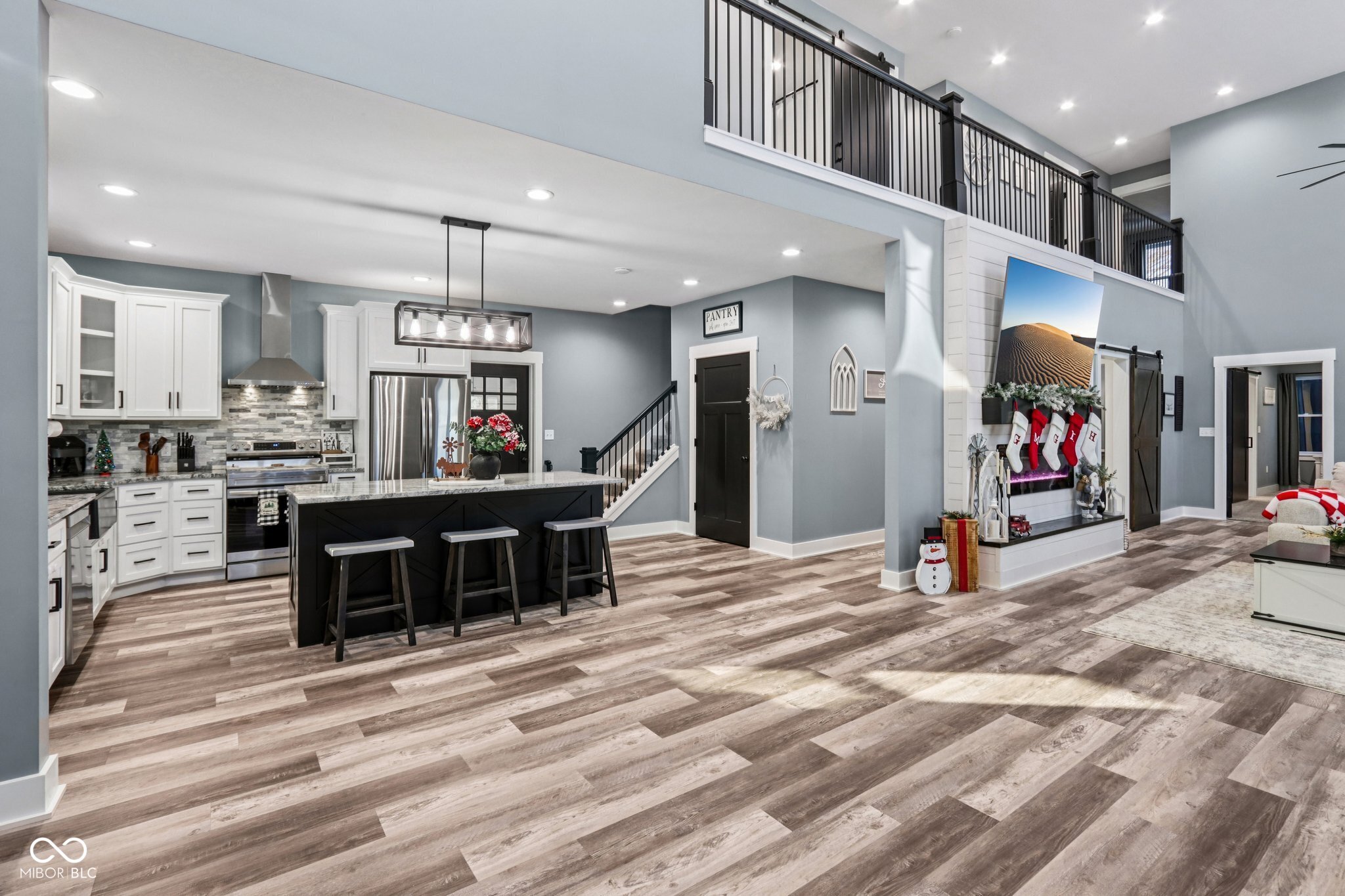 5500 Rocklane Road Greenwood, IN 46143 - Photo 12 of 90