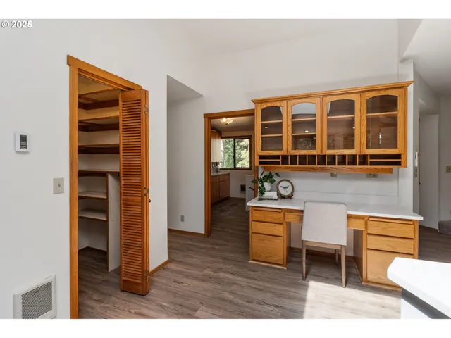 $885,000 | 80926 Turkey Run Road, Creswell, OR 97426