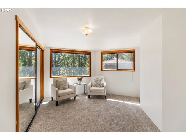 $885,000 | 80926 Turkey Run Road, Creswell, OR 97426