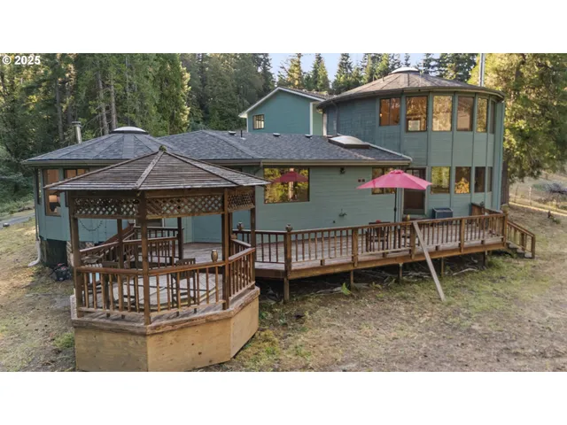 $885,000 | 80926 Turkey Run Road, Creswell, OR 97426