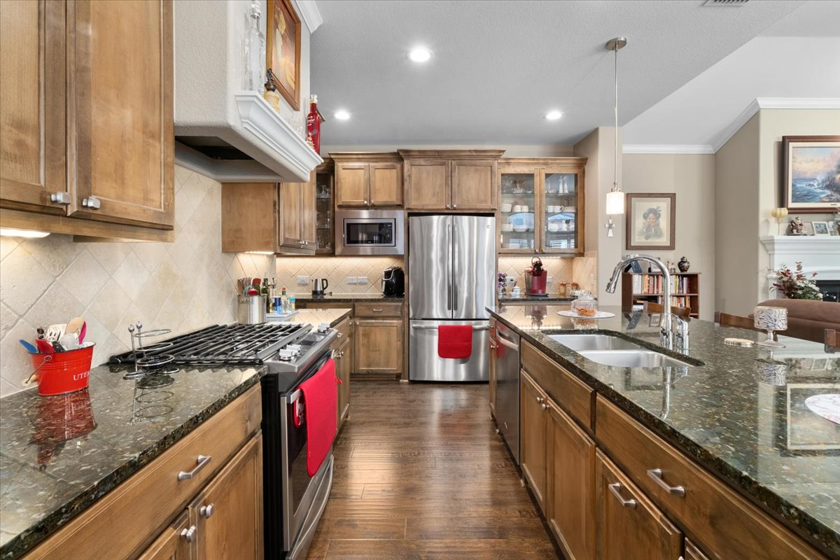 234 Via Valmonte Buda, TX 78610 - Photo 11 of 30