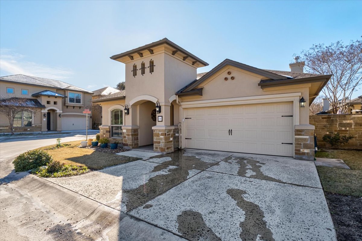 234 Via Valmonte Buda, TX 78610 - Photo 3 of 30