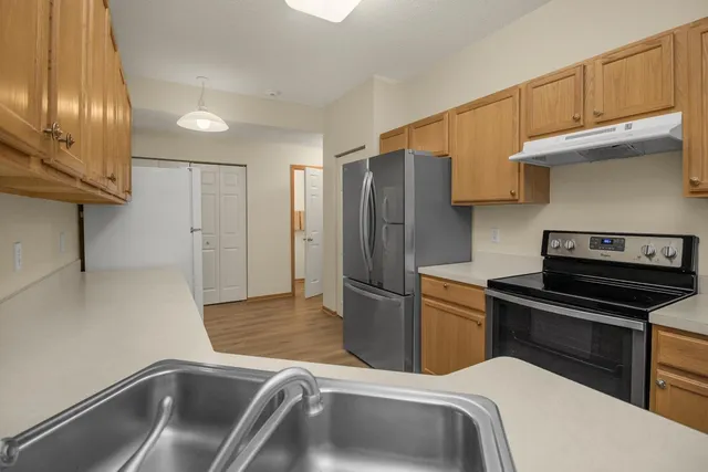 $260,000 | 1562 Liberty Circle, Shakopee, MN 55379