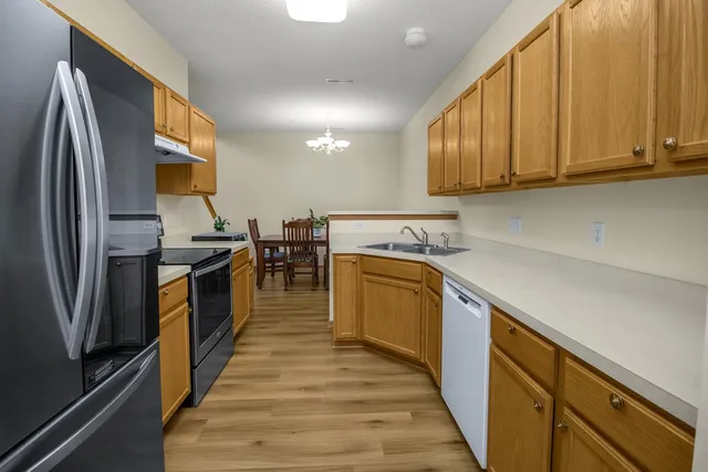 $260,000 | 1562 Liberty Circle, Shakopee, MN 55379