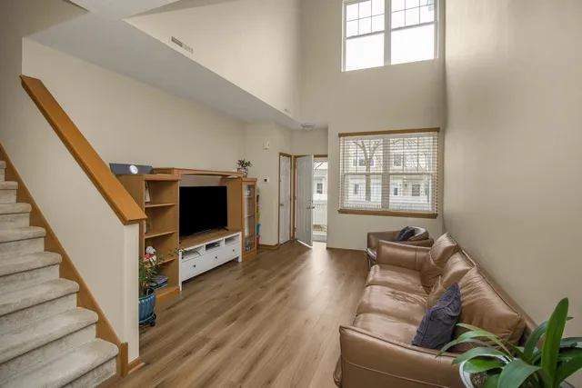 $260,000 | 1562 Liberty Circle, Shakopee, MN 55379