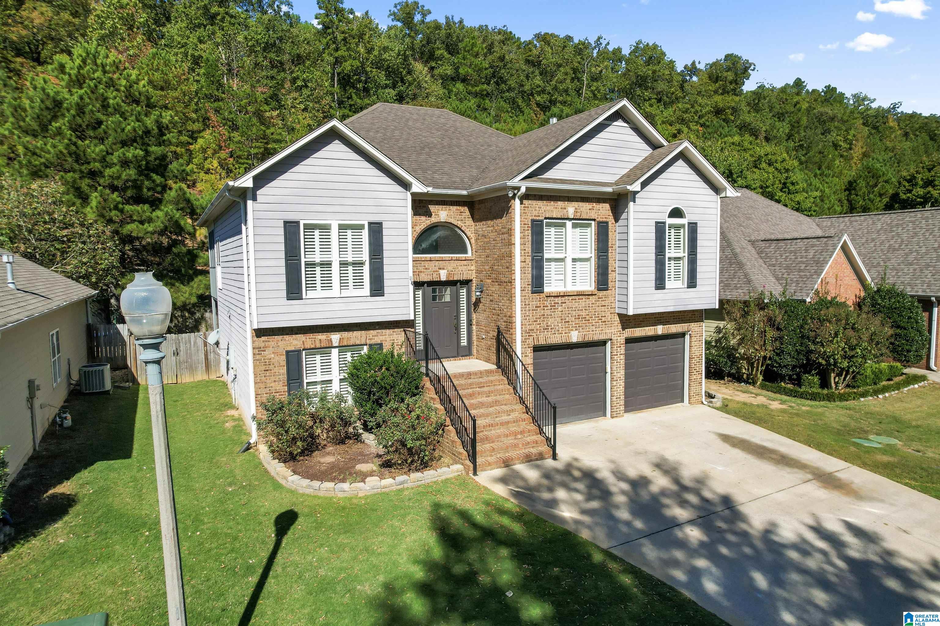 172 Cove Lane Pelham, AL 35124 - Photo 3 of 48