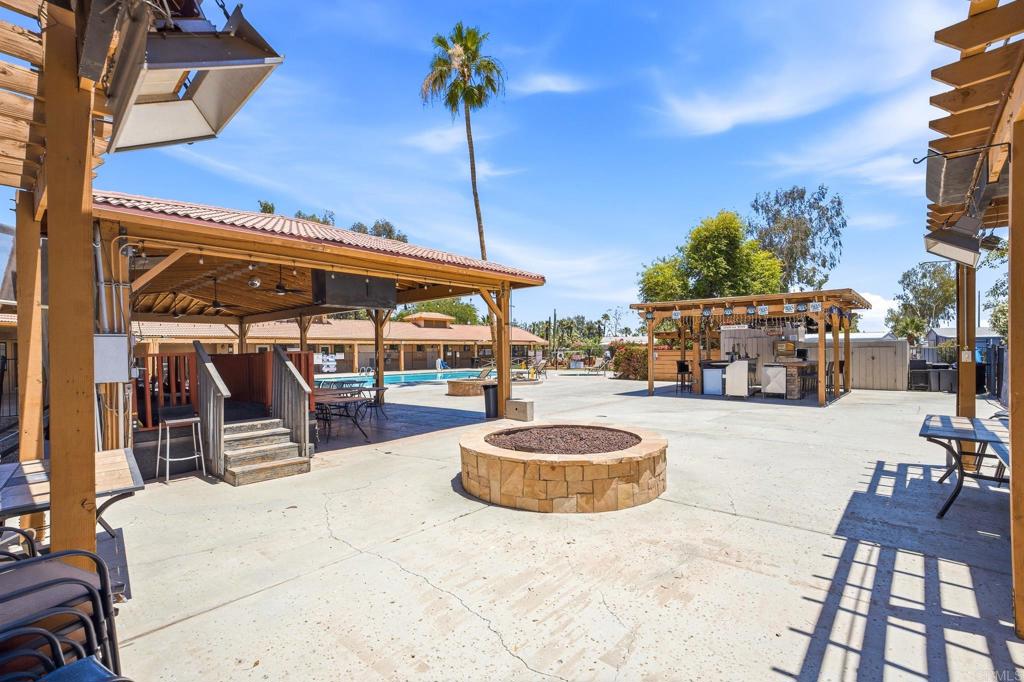 1601 Drew Road, Unit SPC 57 El Centro, CA 92243 - Photo 63 of 66