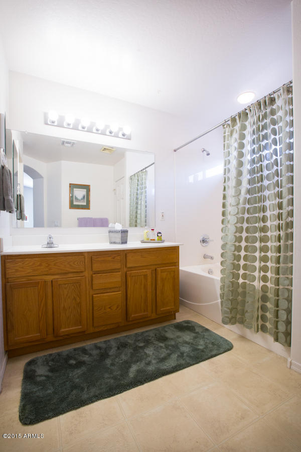 3321 East Warbler Road Gilbert, AZ 85297 - Photo 8 of 12 3321 E
