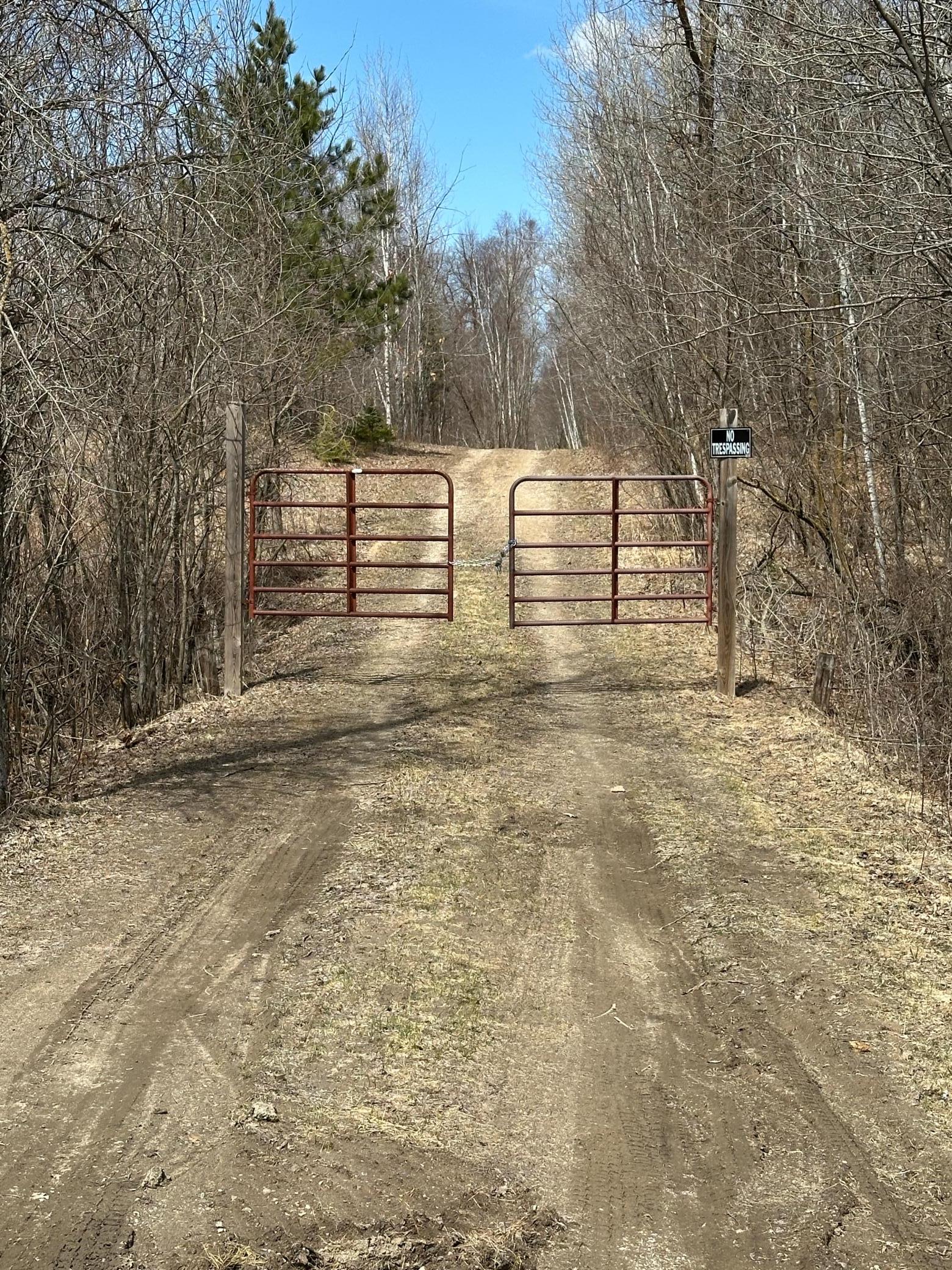 220 East Th Street Bagley, MN 56621 - Photo 1 of 20