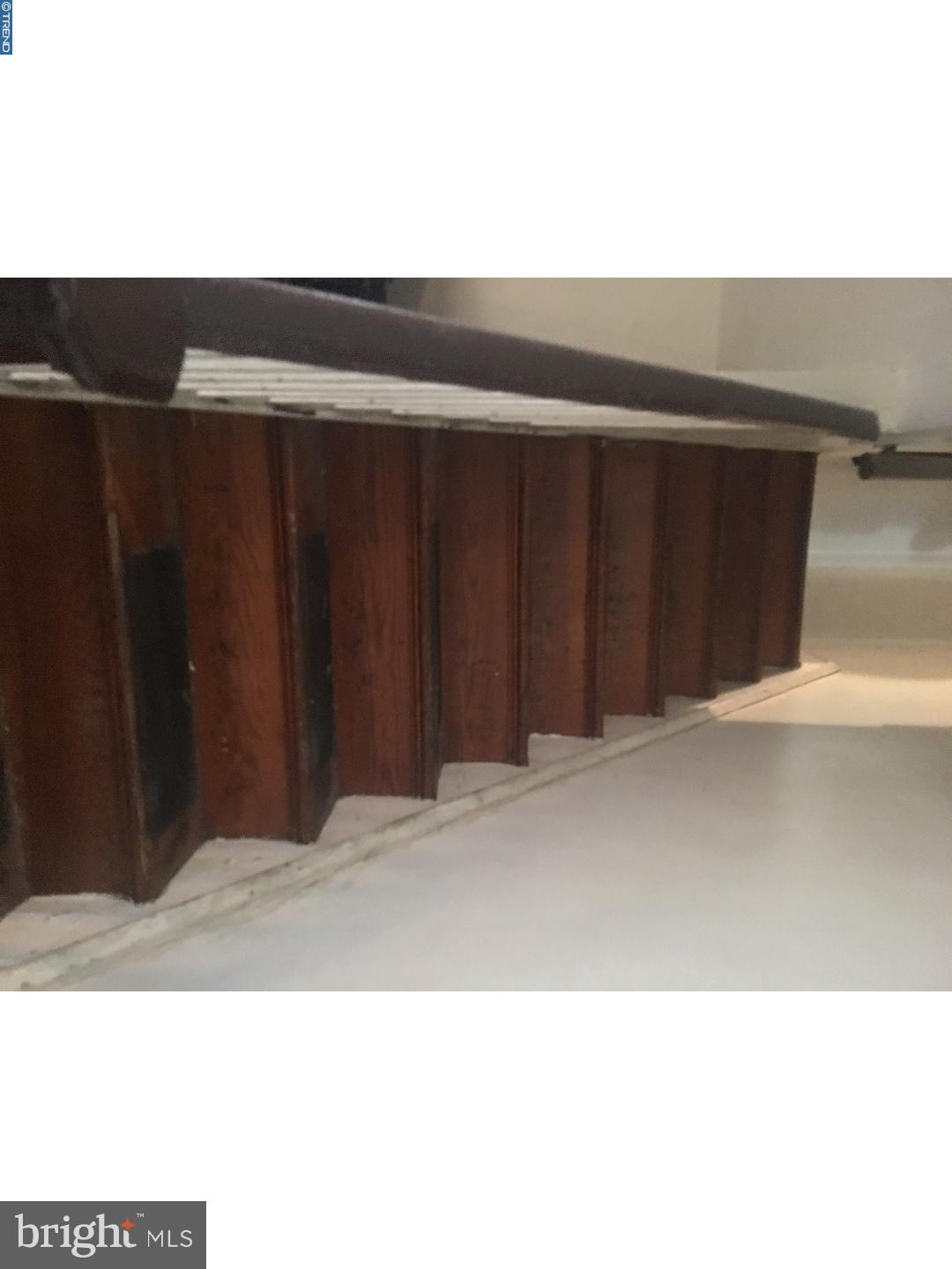 658 Copley Road Upper Darby, PA 19082 - Photo 5 of 19