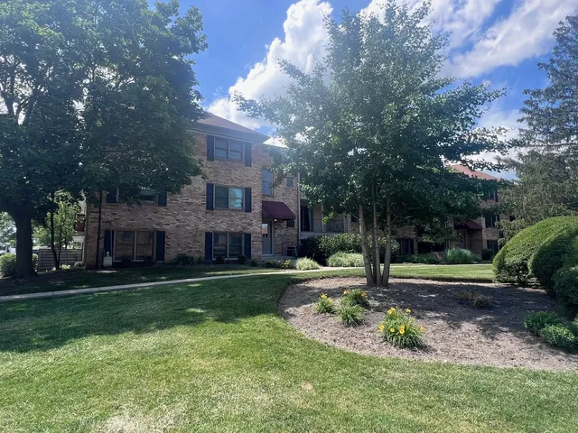 $1,550 | 1750 Fayette Walk, Unit F, Hoffman Estates, IL 60169