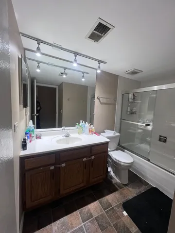 $1,550 | 1750 Fayette Walk, Unit F, Hoffman Estates, IL 60169