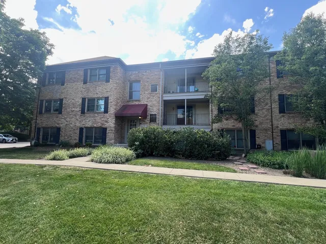 $1,550 | 1750 Fayette Walk, Unit F, Hoffman Estates, IL 60169
