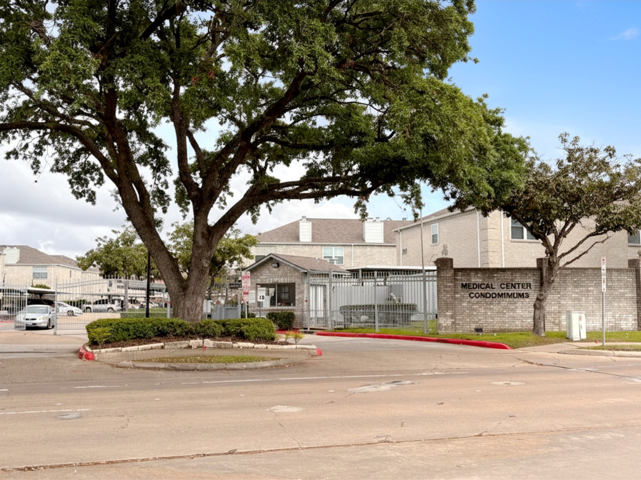 7797 Cambridge Street, Unit 7797 Houston, TX 77054 - Photo 12 of 13