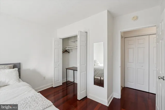 $1,750 | 2101-17 Chestnut Street, Unit 1412, Philadelphia, PA 19103