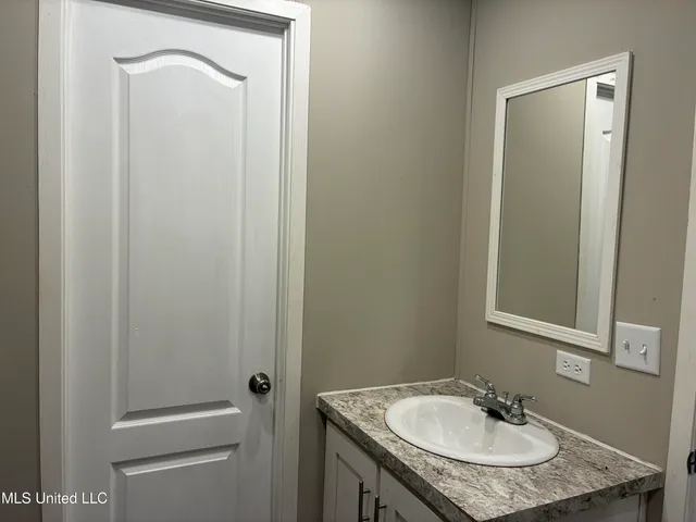 $149,900 | 7158 North B Highway, McLain, MS 39456